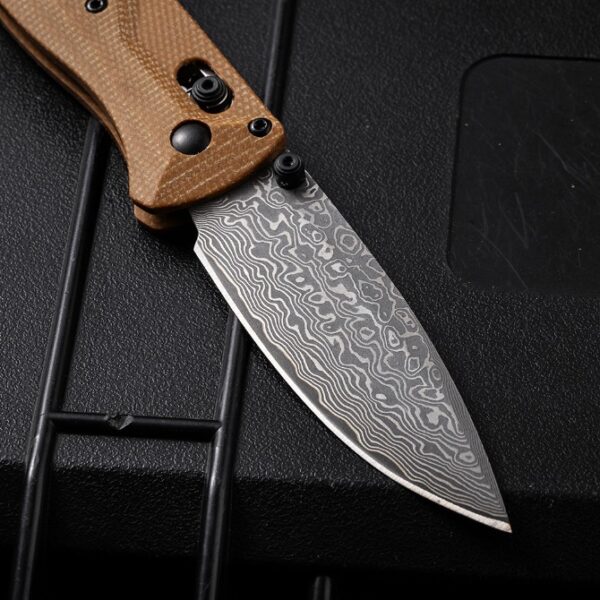 Benchmade 535 Bugout Folding knife – Damascus Blade, Linen Micarta Handle
