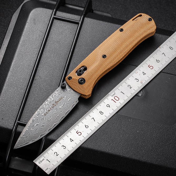 Benchmade 535 Bugout Folding knife – Damascus Blade, Linen Micarta Handle - Image 2