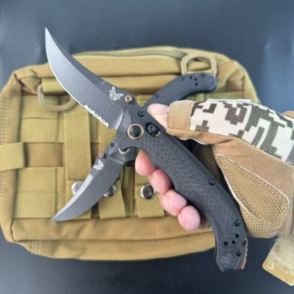 Benchmade 865 Mini Bedlam – Carbon Fiber Handle