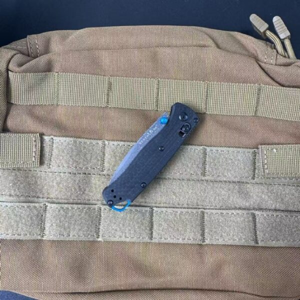 Benchmade 533-3 Mini Bugout – Carbon Fiber Handle, Damascus Blade