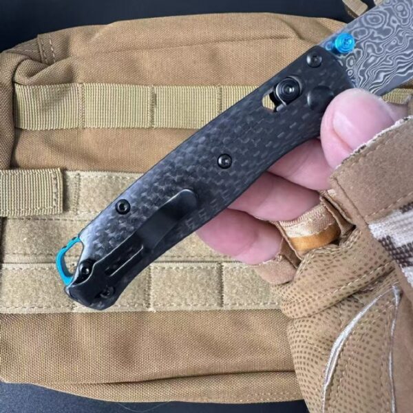 Benchmade 533-3 Mini Bugout – Carbon Fiber Handle, Damascus Blade