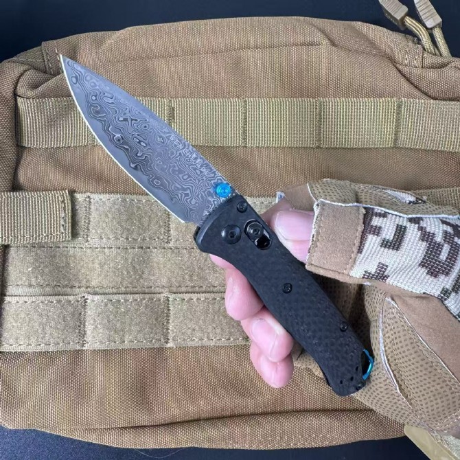 Benchmade 533-3 Mini Bugout – Carbon Fiber Handle, Damascus Blade - Image 7