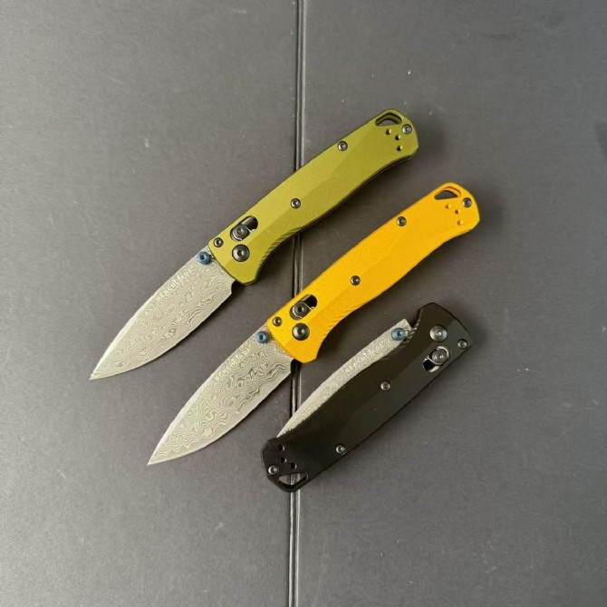 Benchmade 533SL-10 Mini Bugout – Aluminum Handle, Damascus Blade - Image 4