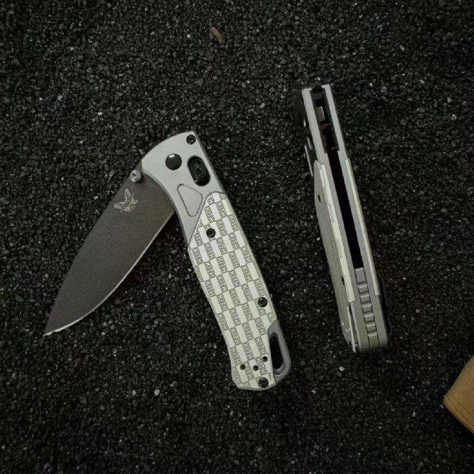 Benchmade 535 Bugout – KITH Collaboration - Image 7
