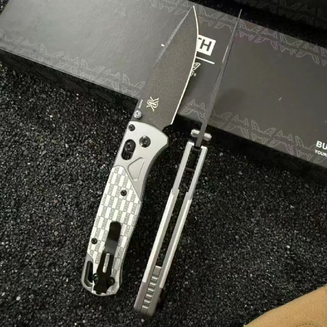Benchmade 535 Bugout – KITH Collaboration - Image 8