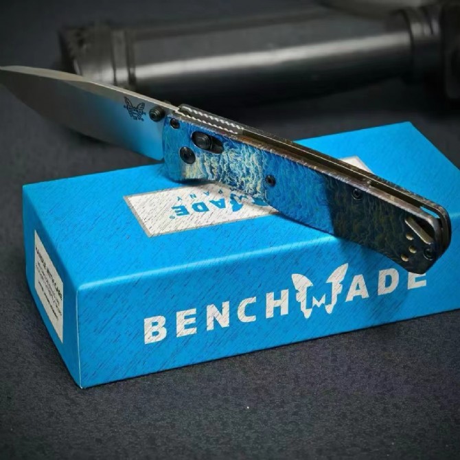 Benchmade 535BK Bugout – Custom Titanium Handle (Lightning Pattern) - Image 4