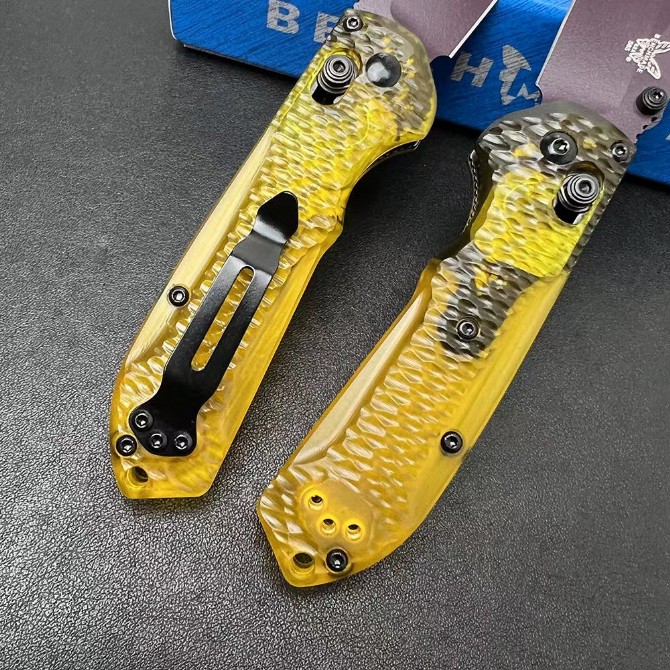 Benchmade 565PL-2501 Mini Freek – Hammered Blade, Clear PEI Handle - Image 4