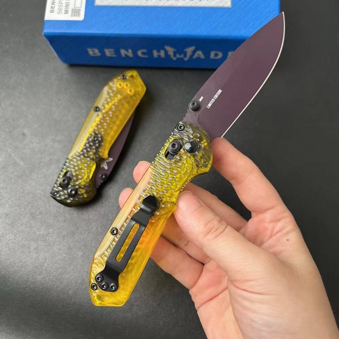 Benchmade 565PL-2501 Mini Freek – Hammered Blade, Clear PEI Handle - Image 3