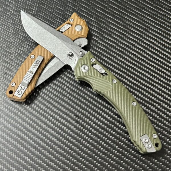 Microtech Amphibian – G10 Handle Version