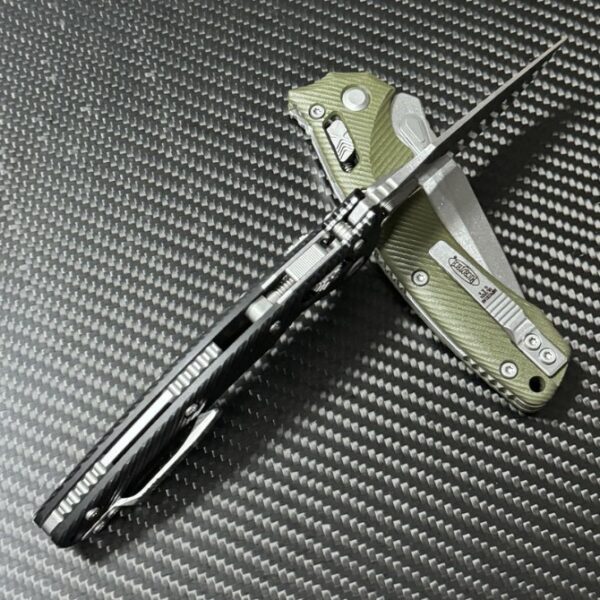 Microtech Amphibian – G10 Handle Version