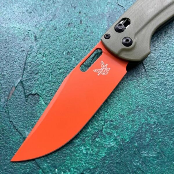 Benchmade 15535 Bugout – Green G10 Handle, Orange Blade