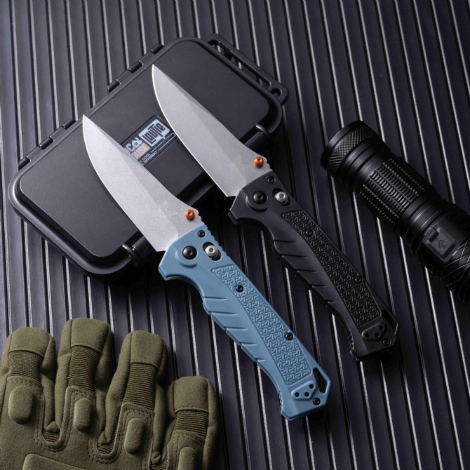 Benchmade 18060 adira folding knife full view front side