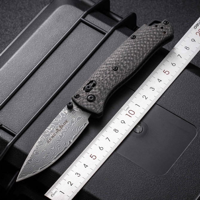 Benchmade 535-3 Bugout High-End Version – Carbon Fiber Handle, Damascus Blade - Image 2