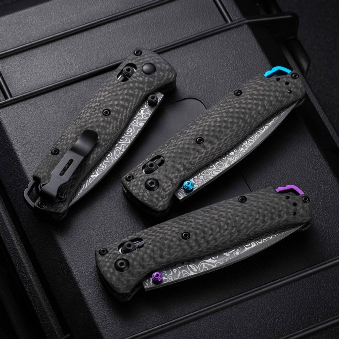 Benchmade 535-3 Bugout High-End Version – Carbon Fiber Handle, Damascus Blade - Image 7