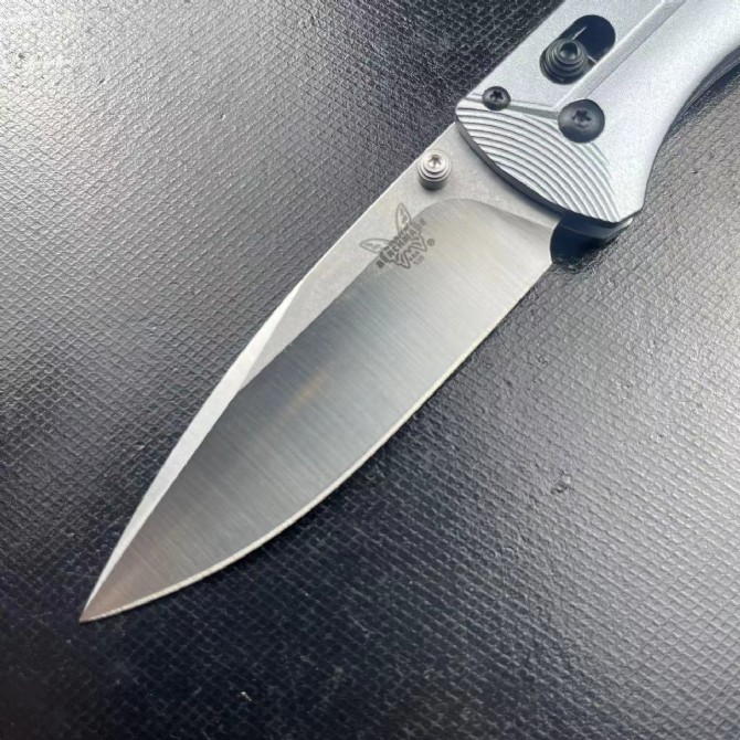 Benchmade 535 Bugout – Gray Aluminum Handle - Image 3