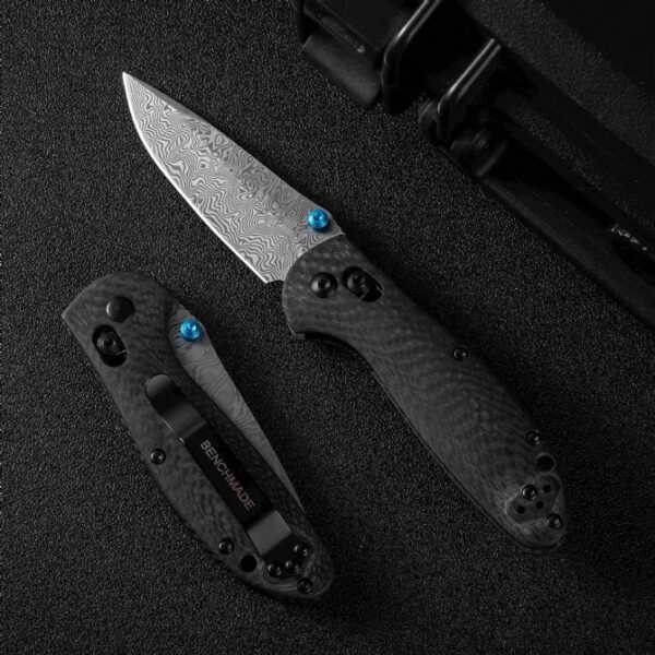 Benchmade 556 Mini Griptilian – Carbon Fiber Handle, Damascus Blade