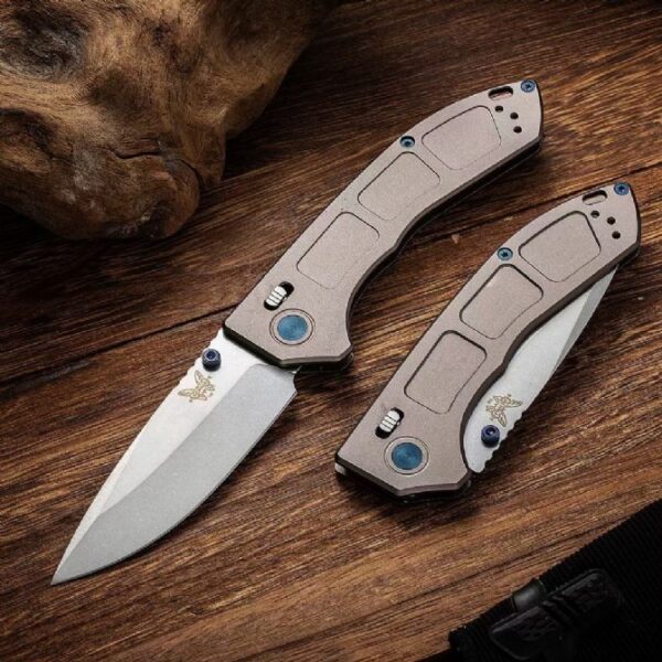 Benchmade 748 Narrows