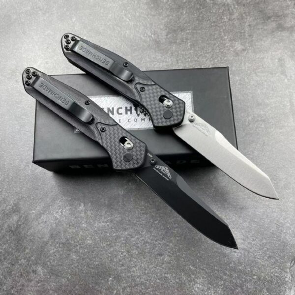 Benchmade 940 Osborne – Carbon Fiber–Style Handle