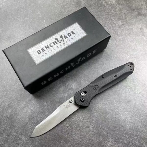 Benchmade 940 Osborne – Carbon Fiber–Style Handle
