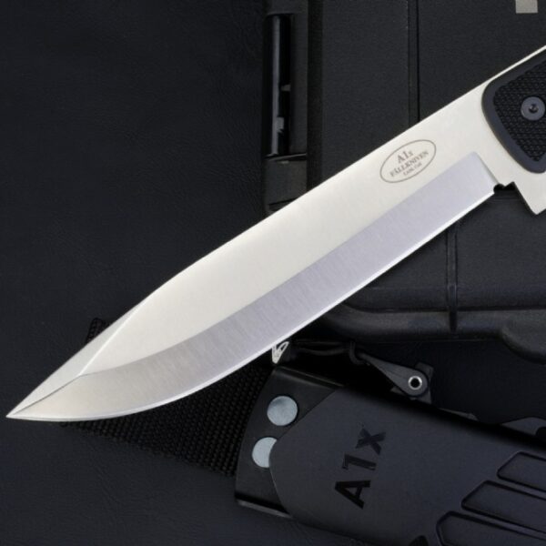 Detailed view of the cutting edge on Fallkniven A1x Survival Knife