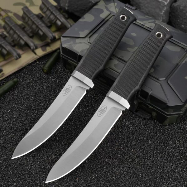 Front view of the Fällkniven PHK Professional Hunter fixed blade knife