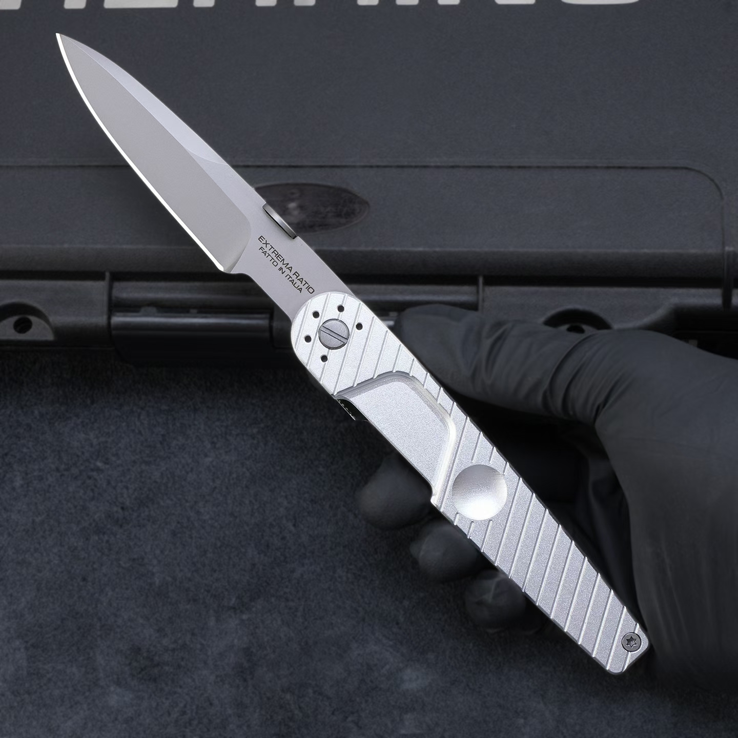 Extrema Ratio Ant Automatic Knife1