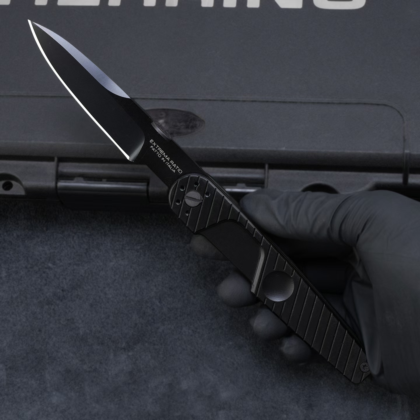 Extrema Ratio Ant Automatic Knife2