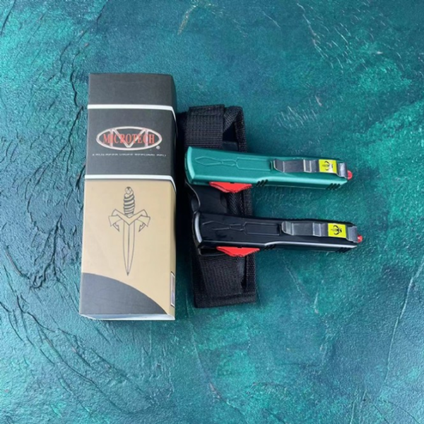 Microtech Bounty Hunter OTF Knife1