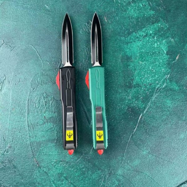 Microtech Bounty Hunter OTF Knife5