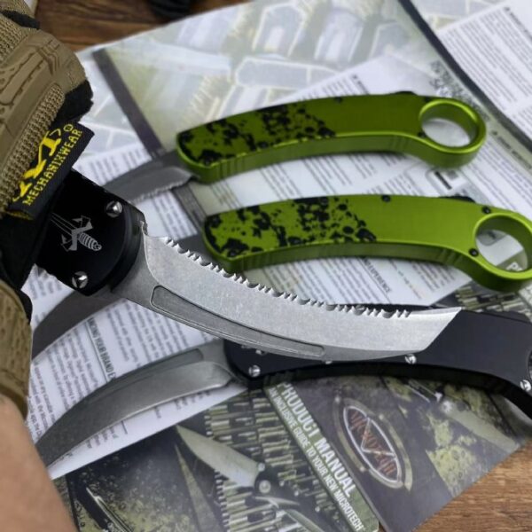 Microtech Hawk Karambit OTF Knife3